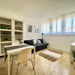 شقة Pambnb - Cozy Refurbished Center *