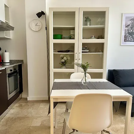 דירה Pambnb - Cozy Refurbished Center *